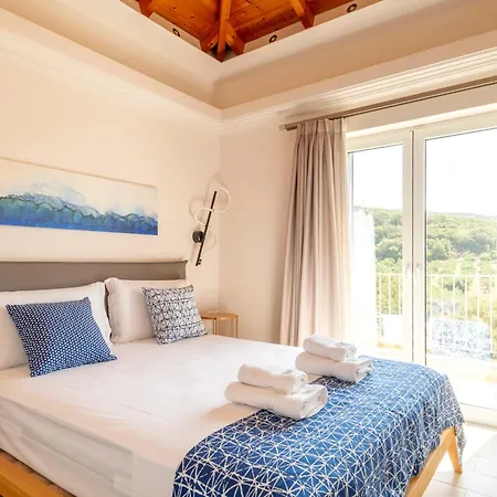 Alma Hills Gialova
