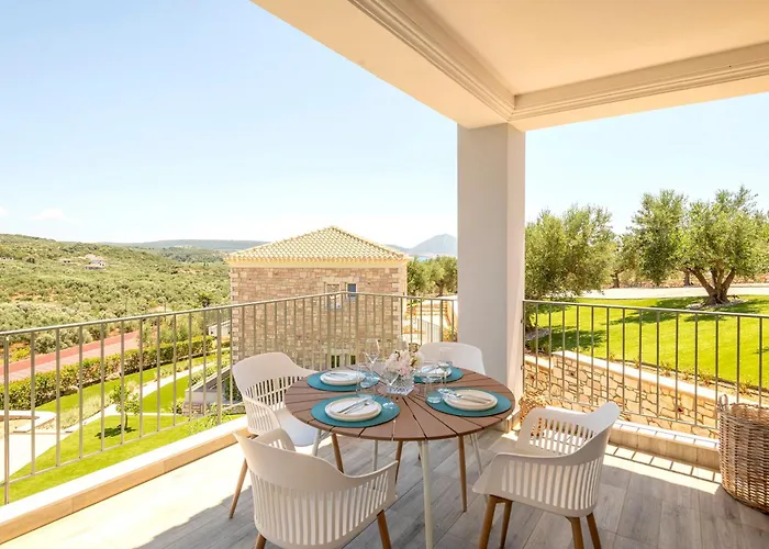 Апартаменты Alma Hills